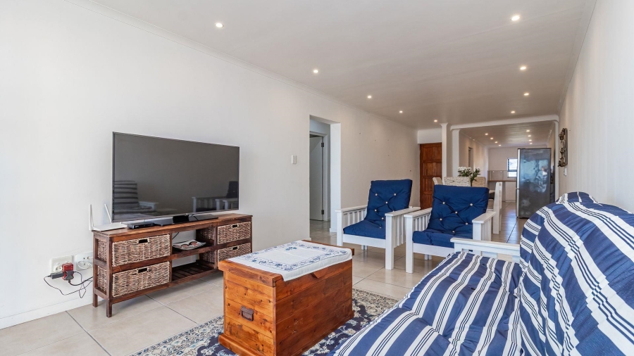 2 Bedroom Property for Sale in De Kelders Western Cape